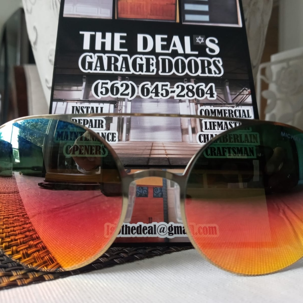 SUNGLASSES - Picture 1 of 3